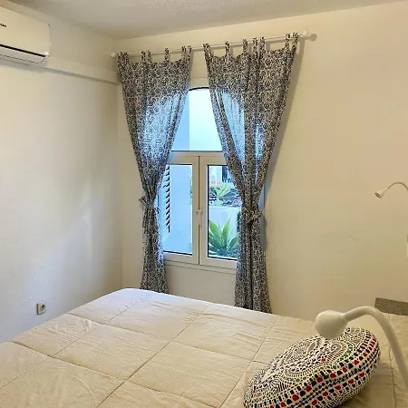 Modern In 43 Sqm Shared Pool Corralejo
