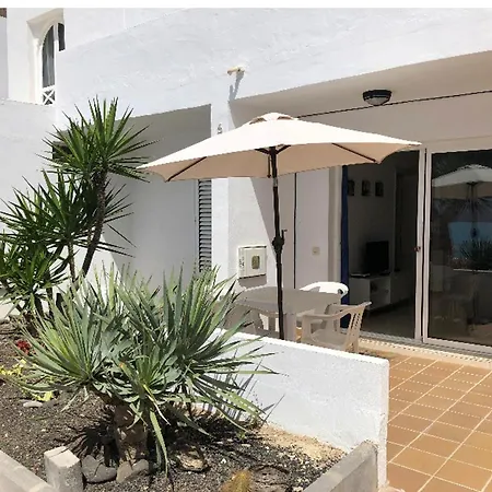 Modern In 43 Sqm Shared Pool Appartement Corralejo